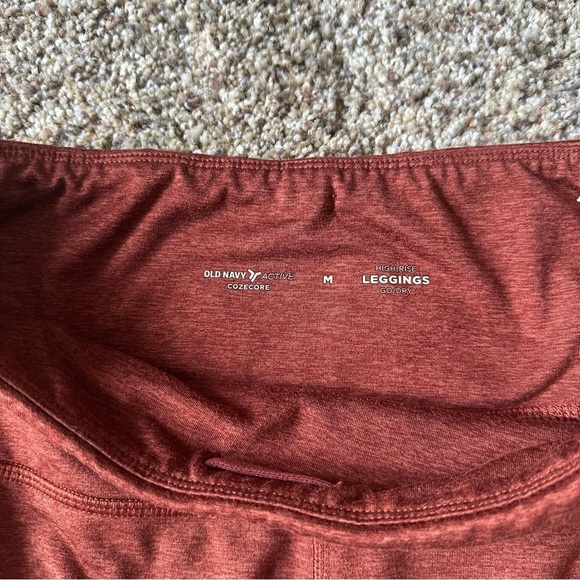 Old Navy active high rise leggings with pockets burnt orange women’s medium EUC - Picture 5 of 5